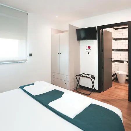 Alma Candida 24 Πανσιόν