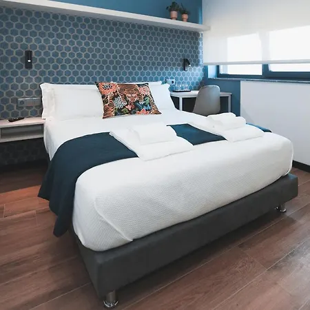 Πανσιόν Alma Candida 24